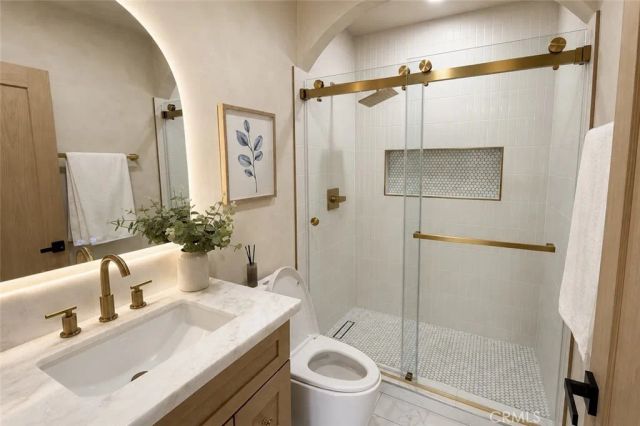 5709 Alviso, Los Angeles, CA 90043