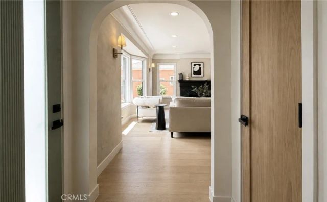 5709 Alviso, Los Angeles, CA 90043