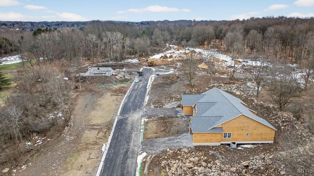 28A Free Fall Lane, Onondaga, NY 13215