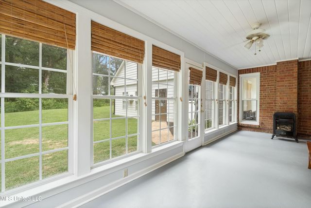 2140 Rader Creek Road, Sarah, MS 38665