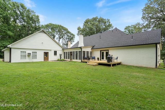 2140 Rader Creek Road, Sarah, MS 38665