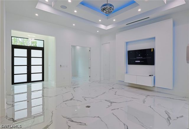 3430 1st AVE NW, Naples, FL 34120