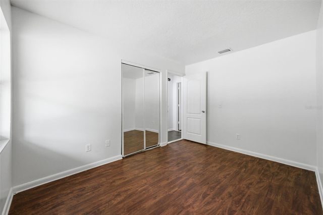 1065 FOXWOOD DRIVE, Lutz, FL 33549
