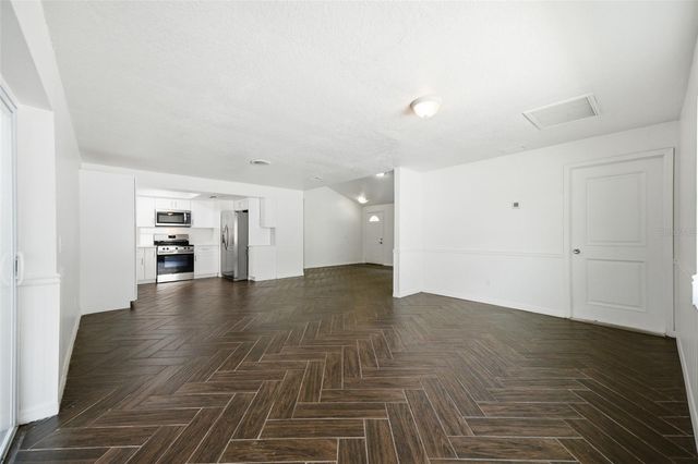 1065 FOXWOOD DRIVE, Lutz, FL 33549