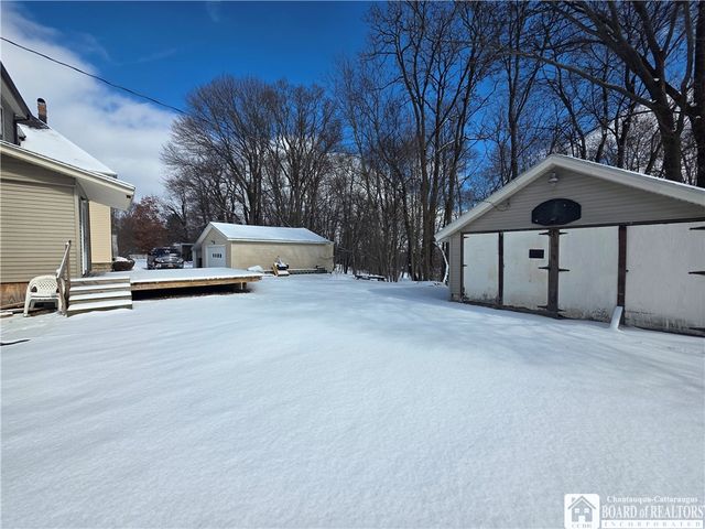 122 Weeks Street, Jamestown, NY 14701