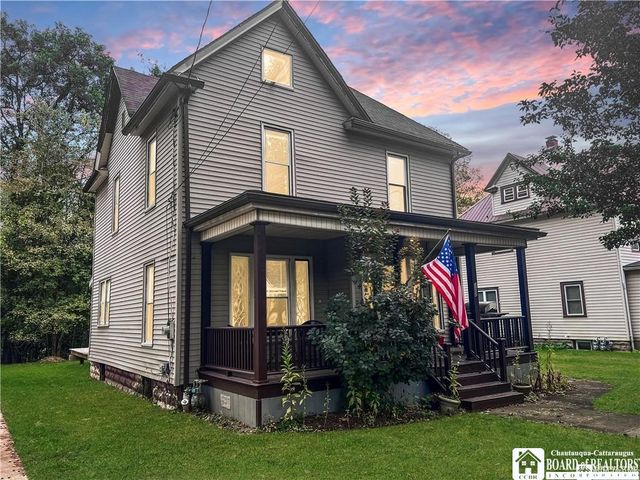 122 Weeks Street, Jamestown, NY 14701