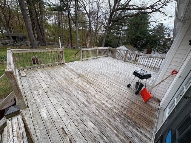 9 Longview Road, Wilmington, MA 01887