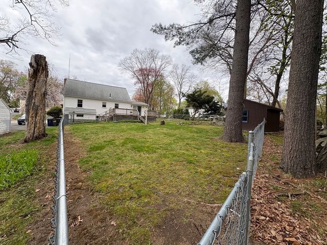 9 Longview Road, Wilmington, MA 01887