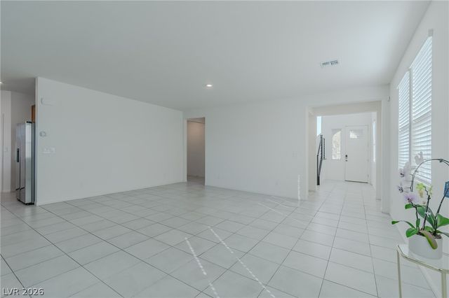 8635 Vermont Vista Street, Las Vegas, NV 89113