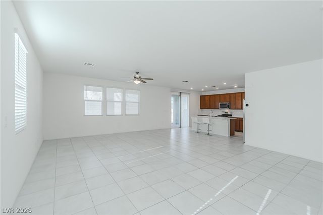 8635 Vermont Vista Street, Las Vegas, NV 89113