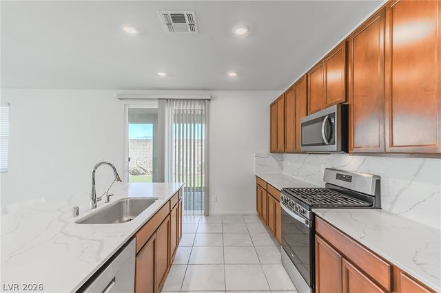 8635 Vermont Vista Street, Las Vegas, NV 89113