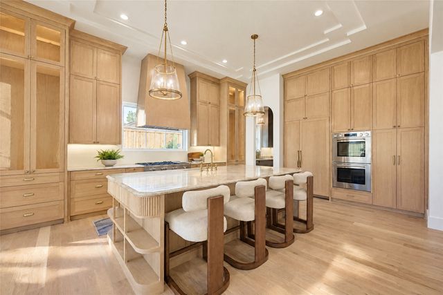 3733 Clover Lane, Dallas, TX 75220