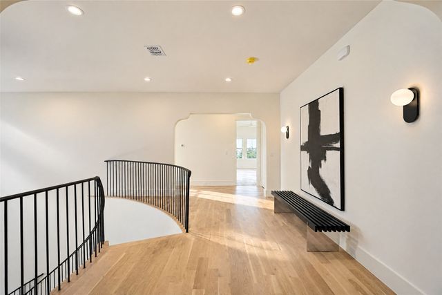 3733 Clover Lane, Dallas, TX 75220