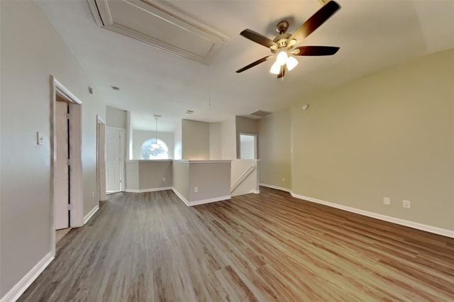 2831 Wild Oak Park Drive, Conroe, TX 77385