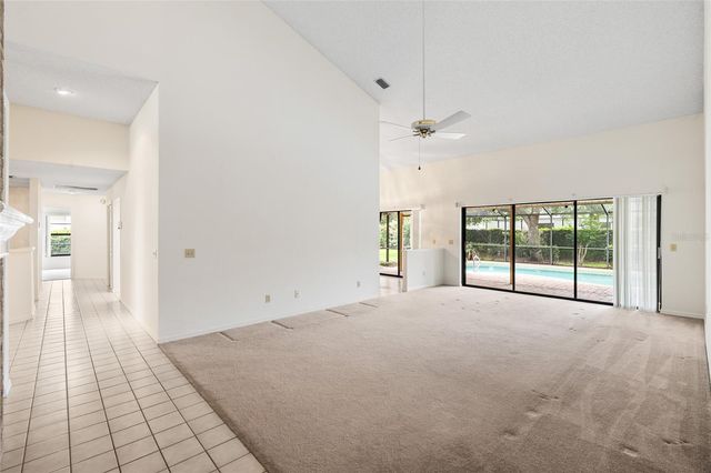 2555 MASON OAKS DRIVE, Valrico, FL 33596