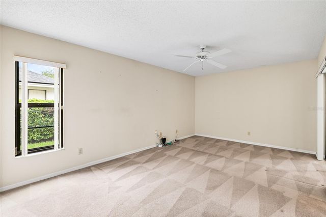 2555 MASON OAKS DRIVE, Valrico, FL 33596