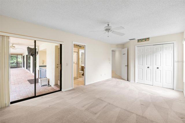 2555 MASON OAKS DRIVE, Valrico, FL 33596