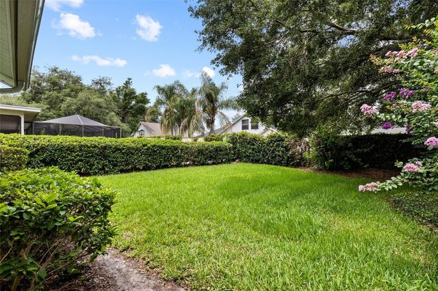 2555 MASON OAKS DRIVE, Valrico, FL 33596