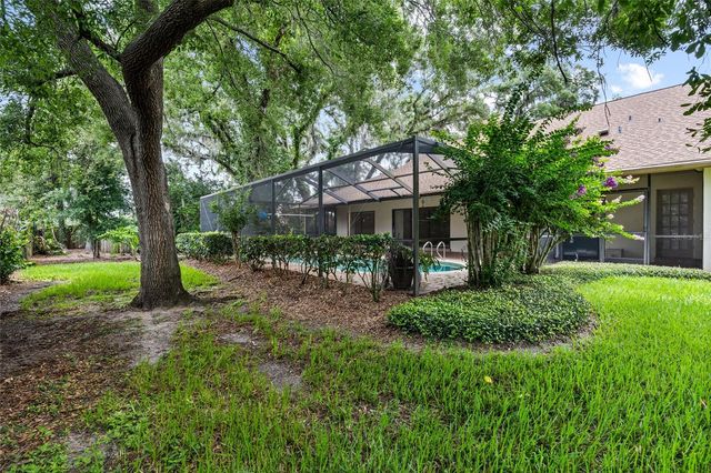 2555 MASON OAKS DRIVE, Valrico, FL 33596