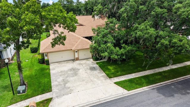 2555 MASON OAKS DRIVE, Valrico, FL 33596