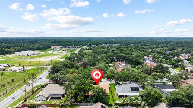 2555 MASON OAKS DRIVE, Valrico, FL 33596