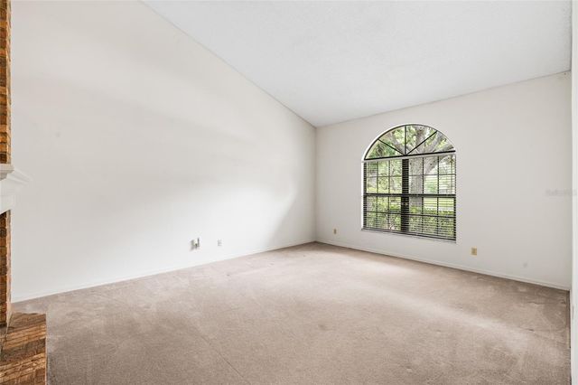 2555 MASON OAKS DRIVE, Valrico, FL 33596