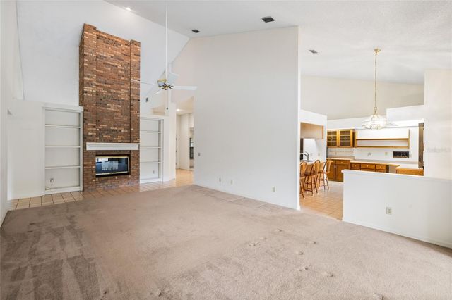 2555 MASON OAKS DRIVE, Valrico, FL 33596