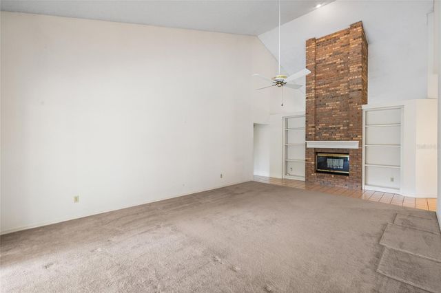 2555 MASON OAKS DRIVE, Valrico, FL 33596