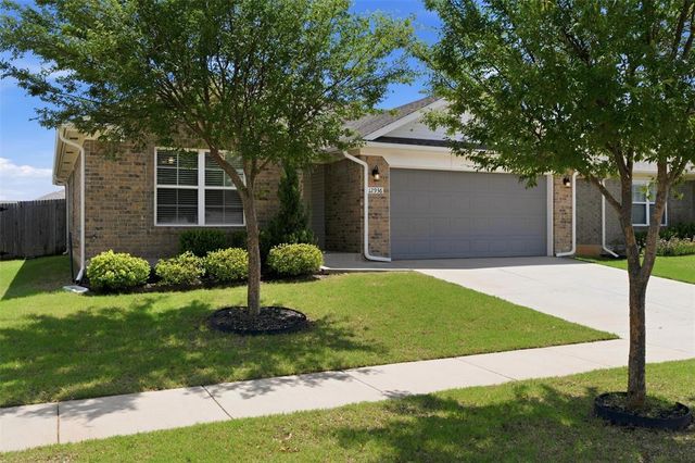 12936 NW 4th Terrace, Yukon, OK 73099