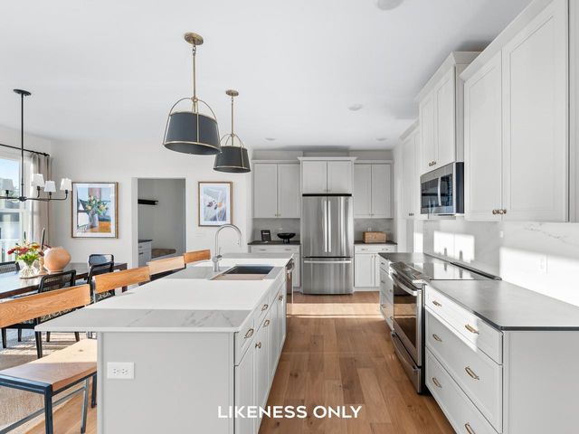 176 Mabel Way, South Burlington, VT 05403