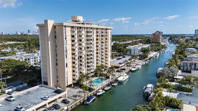 2350 NE 135th St 811, North Miami, FL 33181