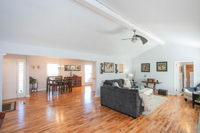 321 Amherst Dr, Murfreesboro, TN 37128