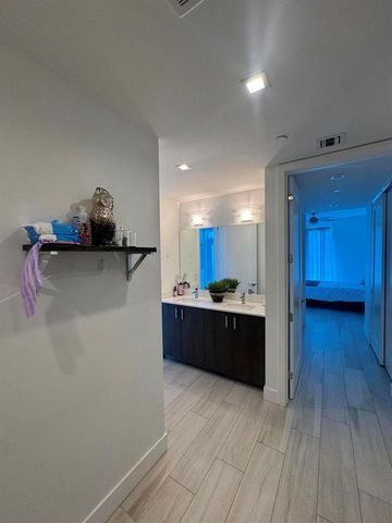 1 S Palmway 204, Lake Worth Beach, FL 33460