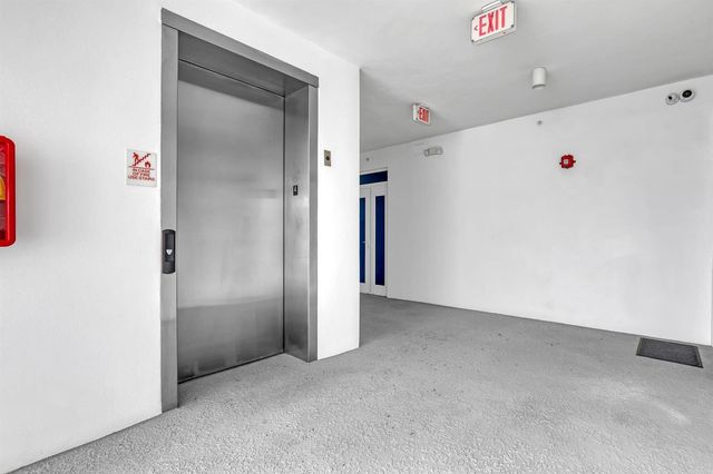 1 S Palmway 204, Lake Worth Beach, FL 33460
