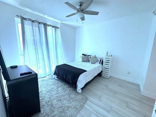 1 S Palmway 204, Lake Worth Beach, FL 33460
