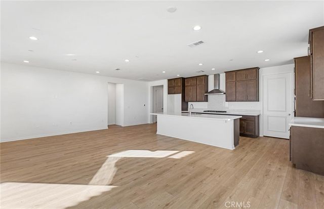 25328 Violane Drive, Menifee, CA 92585