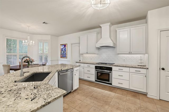 842 Sunfish ST, Lakeway, TX 78734