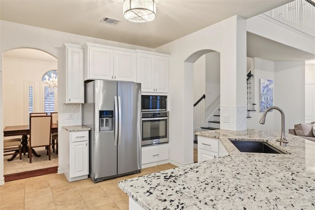 842 Sunfish ST, Lakeway, TX 78734