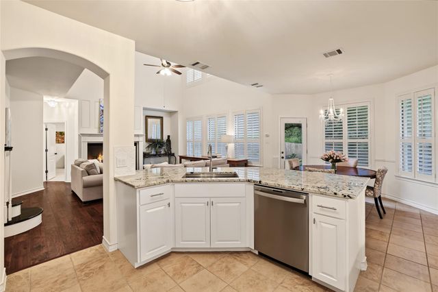 842 Sunfish ST, Lakeway, TX 78734