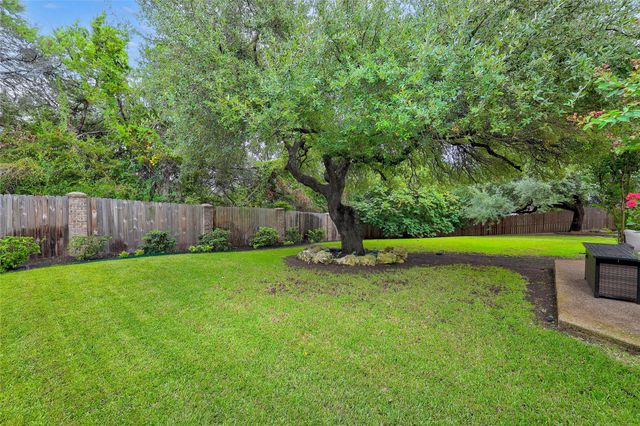 842 Sunfish ST, Lakeway, TX 78734
