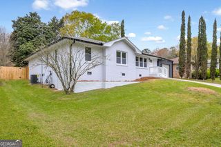 6493 Menlo Way, Rex, GA 30273