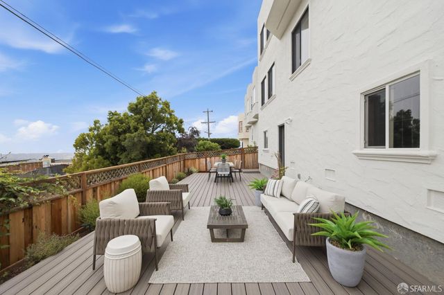 115 Upland Drive, San Francisco, CA 94127