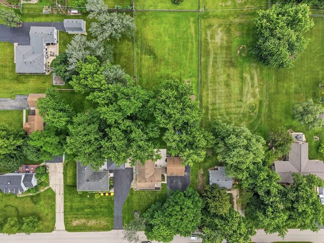 816 Ogden Road, New Lenox, IL 60451