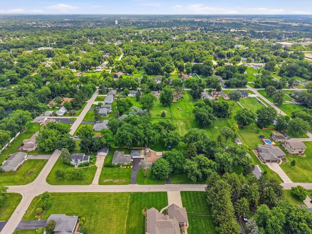 816 Ogden Road, New Lenox, IL 60451