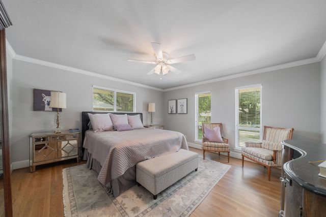 7031 Chipperton Drive, Dallas, TX 75225