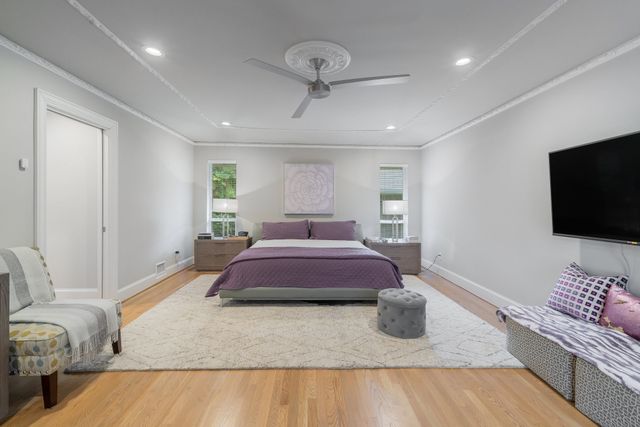 7031 Chipperton Drive, Dallas, TX 75225