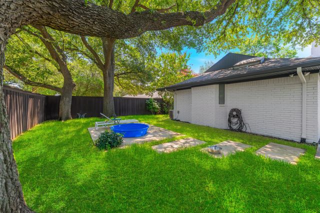 7031 Chipperton Drive, Dallas, TX 75225