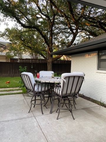 7031 Chipperton Drive, Dallas, TX 75225