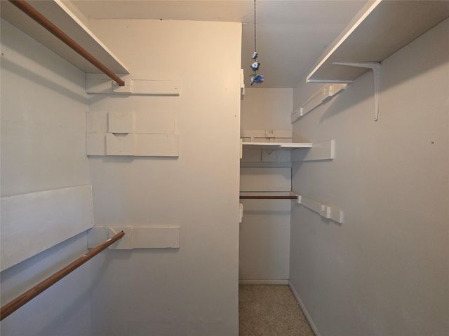 1045 Vine Drive, Angleton, TX 77515