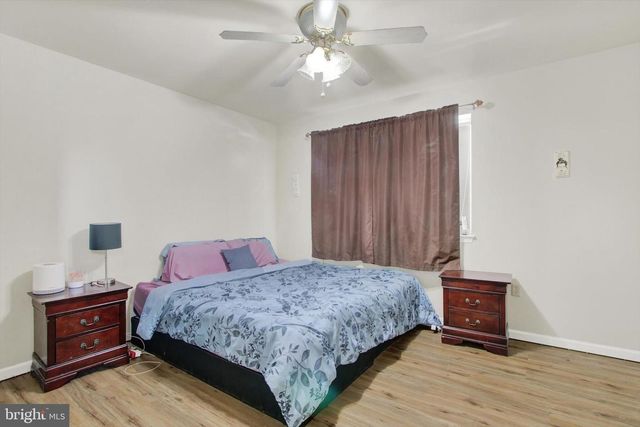 3332 GLEN HOLLOW DR, Dover, PA 17315